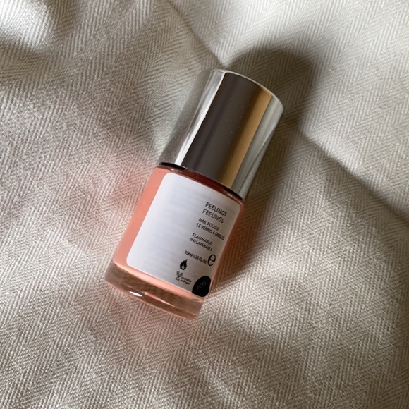 FREE DELUXE SAMPLE WITH PURCHASE 40$+ - Picture 2 of 3